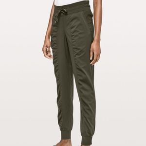 Lululemon dance studio joggers
